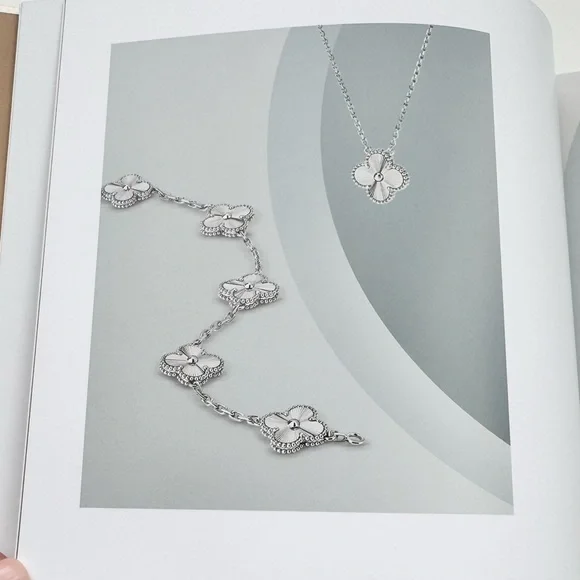 Van Cleef & Arpels Hardcover Jewel Collection Book Catalog - Picture 6 of 11